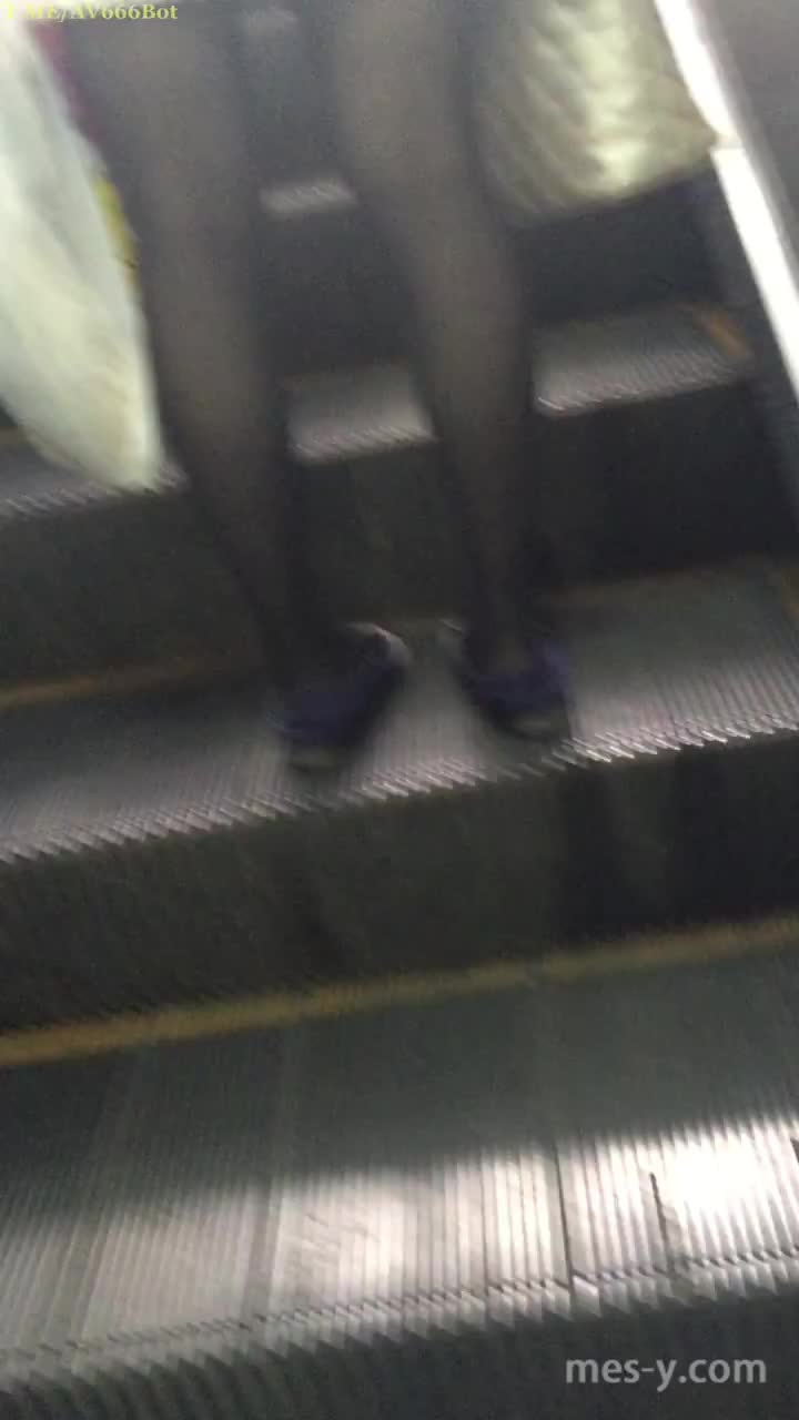 1b12725d-041a-4ffe-962c-ae8af253b3ac.mp4