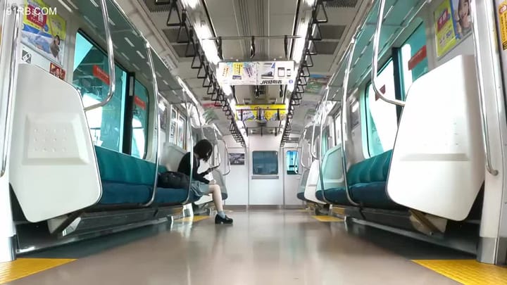 bcfe8a34-db61-43b0-b17b-b1ab41ed0d3b.mp4