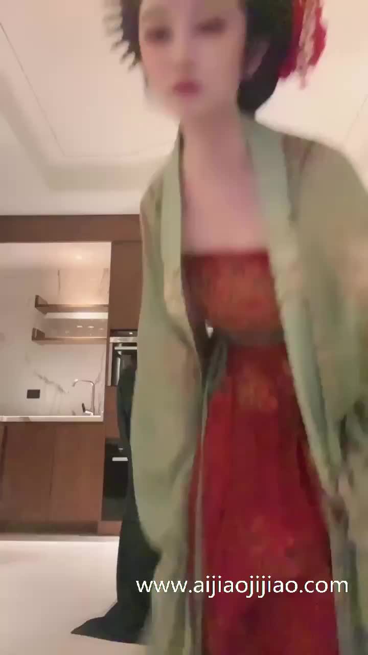 44a98b44-332a-4c42-a189-1ac3618c6ef9.mp4