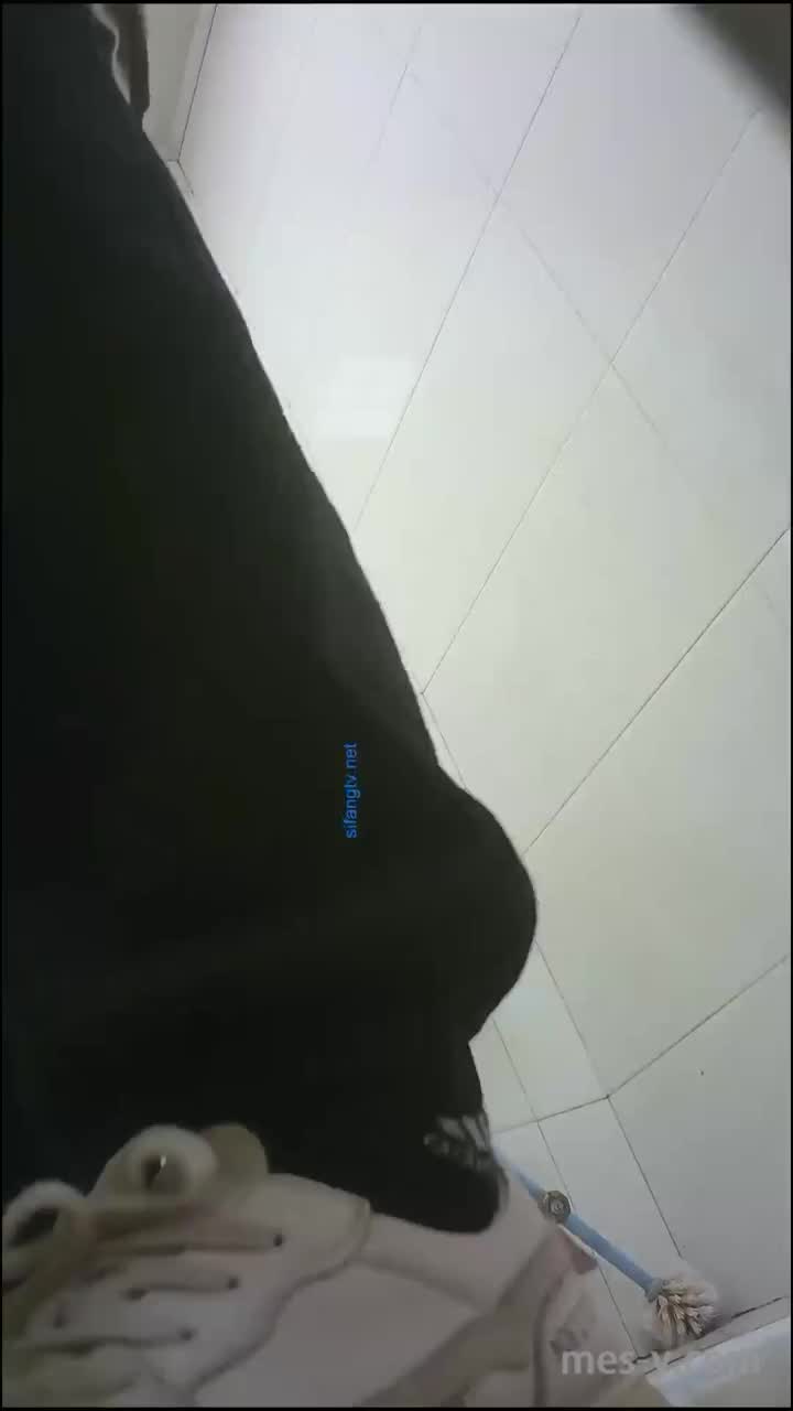 09584657-a36e-4c48-8b08-55598fda74e6.mp4