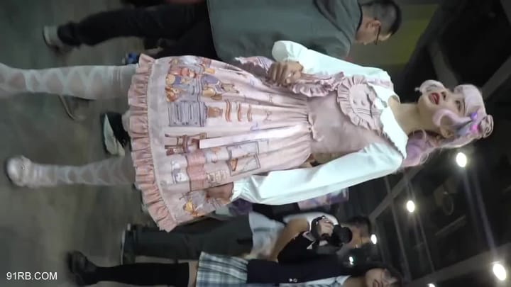 6ad85353-cbf1-454d-9287-443caf2ff352.mp4