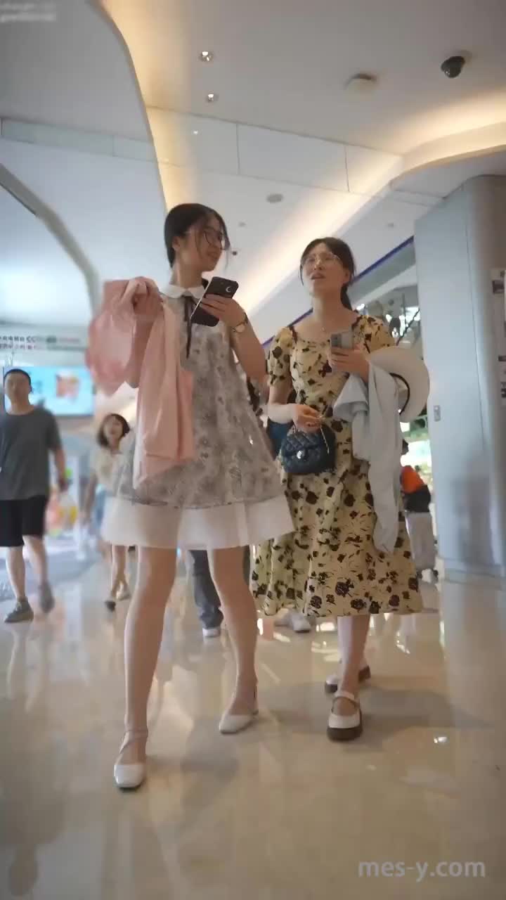 46333cf9-083c-42f4-80b8-e564bb186b80.mp4