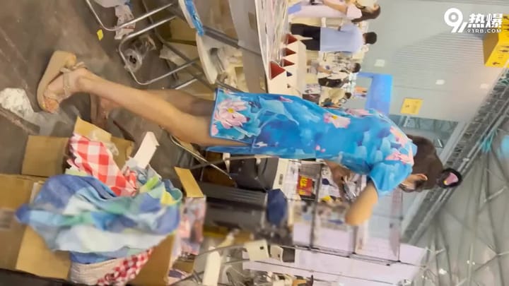 701950d6-48e4-4b70-a4ca-f20fd5fb8f26.mp4