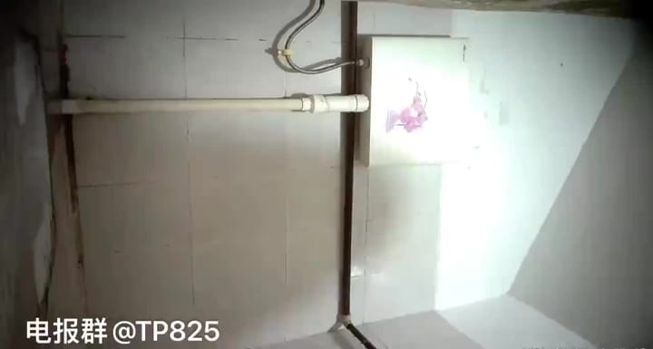 8f13f0b3-b3cc-47b6-b4a5-afd3bc4a85f4.mp4