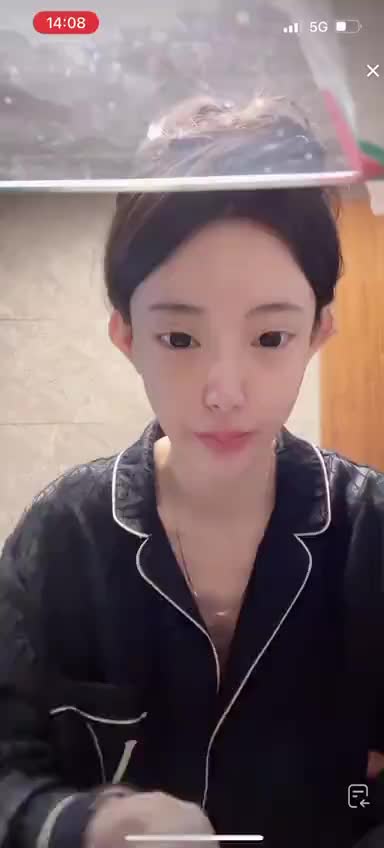 d5586956-7ae1-449e-aaba-97b04ddea4c4.mp4