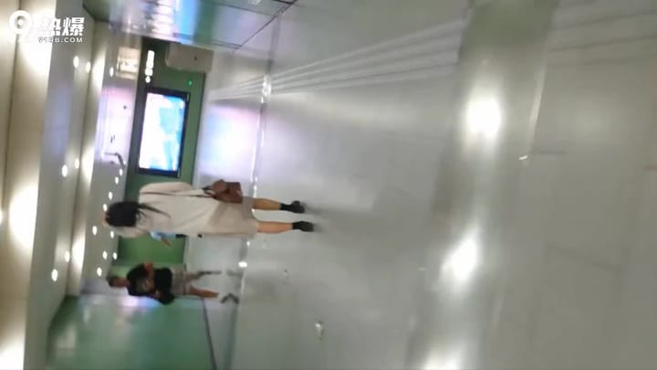 f25f3cf3-5cf0-4084-8227-867309d148a6.mp4