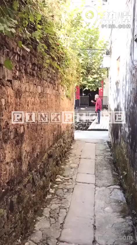 132e5914-faa7-4471-8a5a-063f539a69a9.mp4