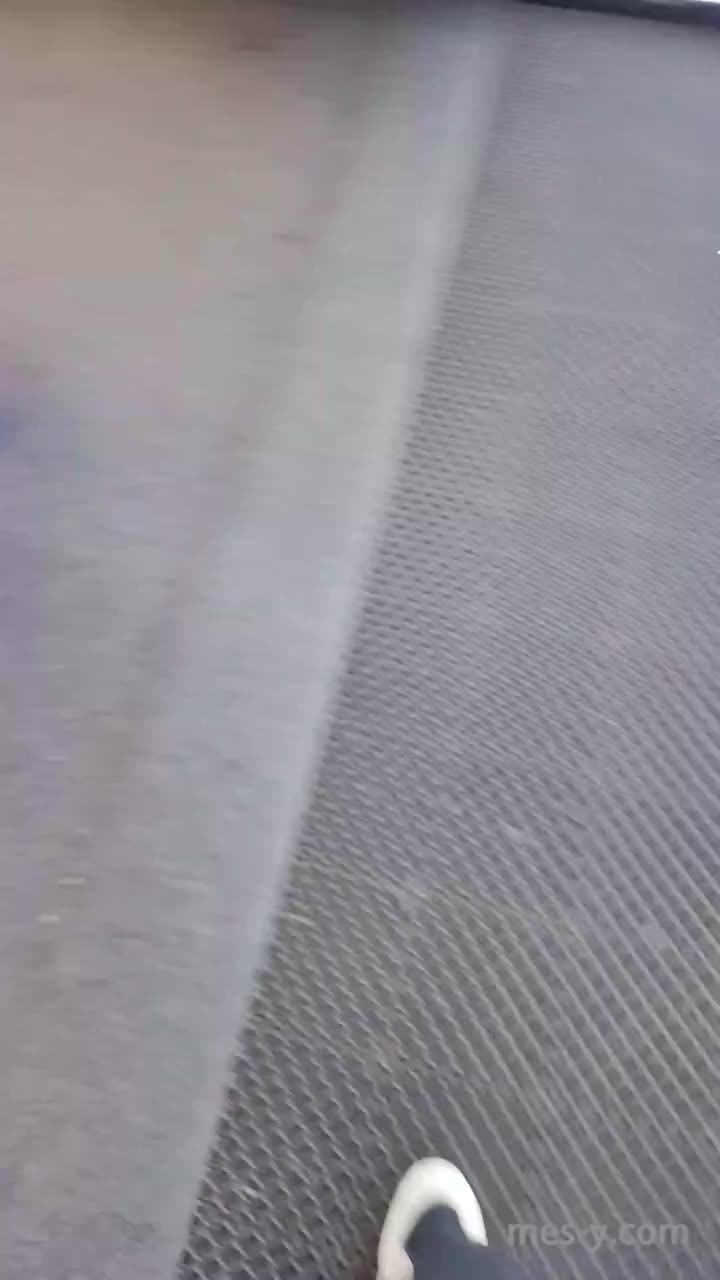 1d9f6475-9a0d-4601-a0e2-bd0da0ce4730.mp4