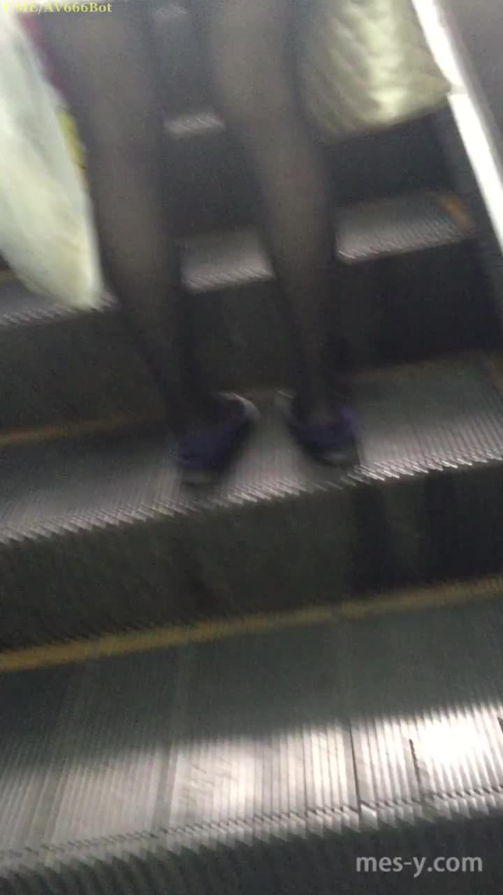 6dde847d-7941-407a-b2fd-84d84d37c4ec.mp4