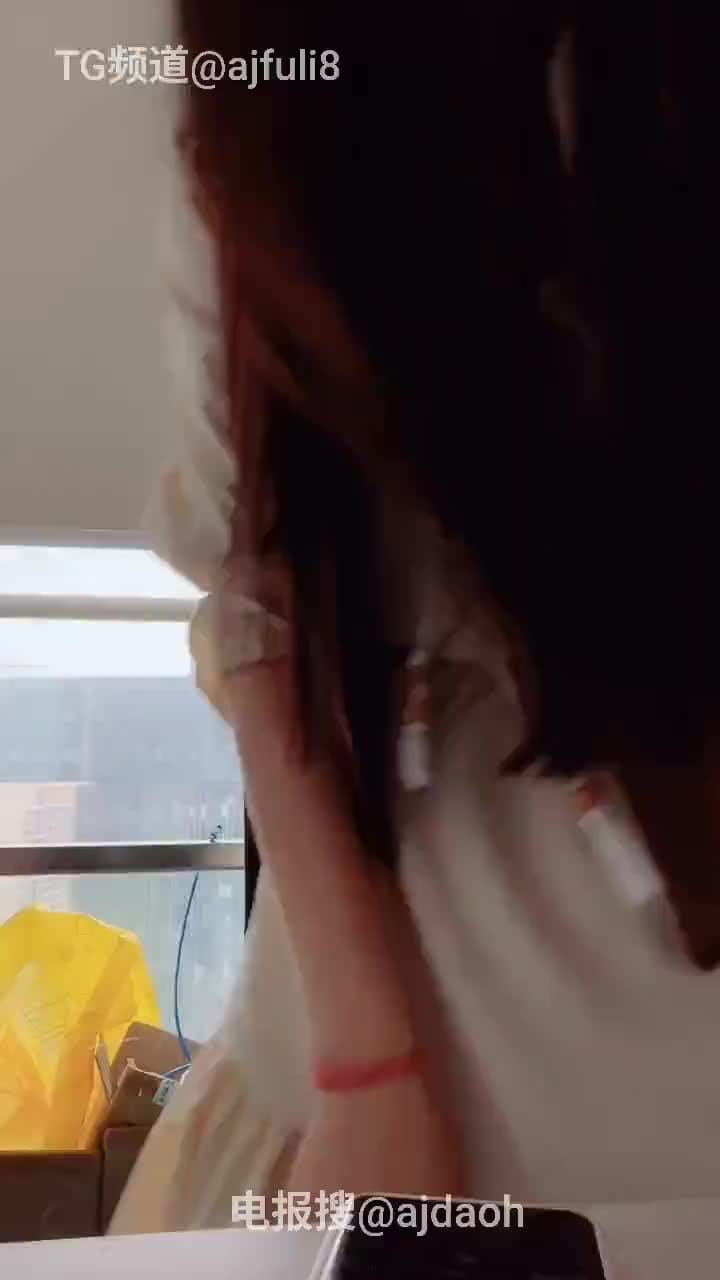 c798d464-c96b-41e0-ab93-6c987731e3f1.mp4