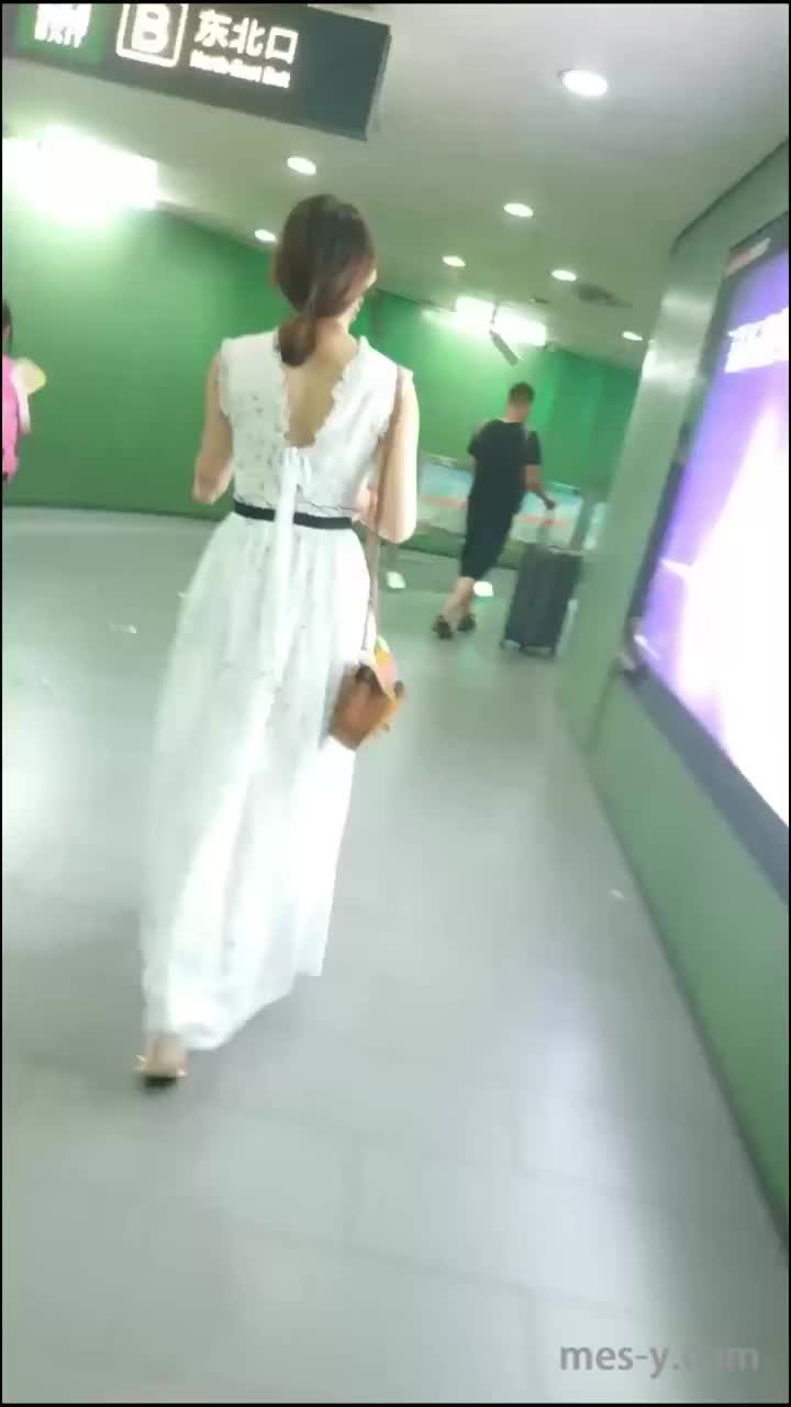 726c7827-dff8-4c12-911e-20fe49175d8c.mp4