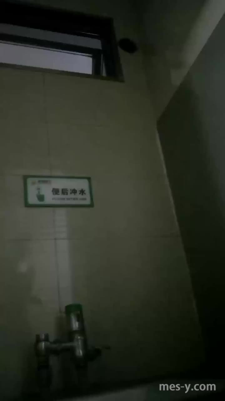 40d8da66-3f01-4096-a90f-bdd0364e9cbd.mp4