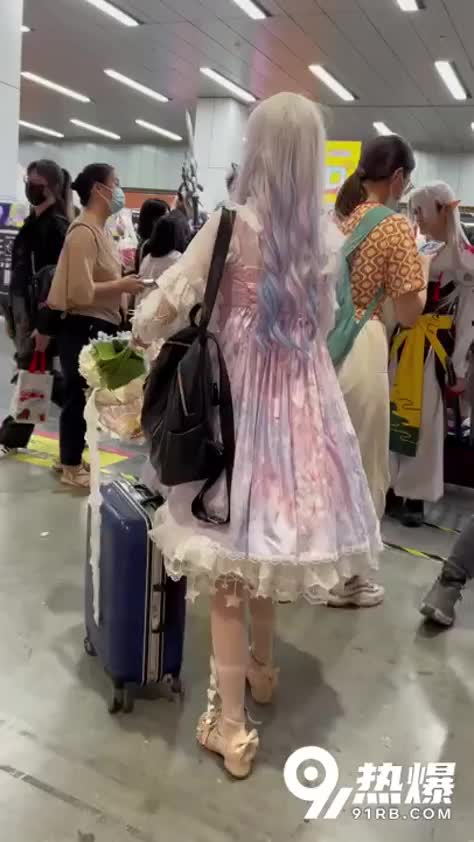 8977c227-d1d6-4d5d-a7d9-599f326d21c0.mp4