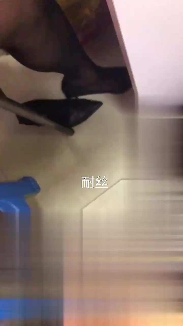 9e785d7c-8112-45ef-a9c4-165fafcfcec5.mp4