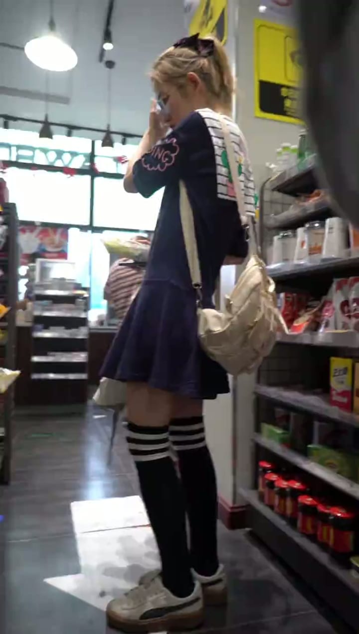 f593956c-960e-46cc-bda6-52f21027d589.mp4