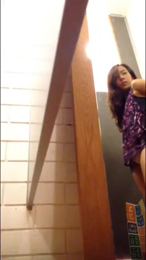 c431e9f2-1183-4254-92a1-18aaa558ecc9.mp4