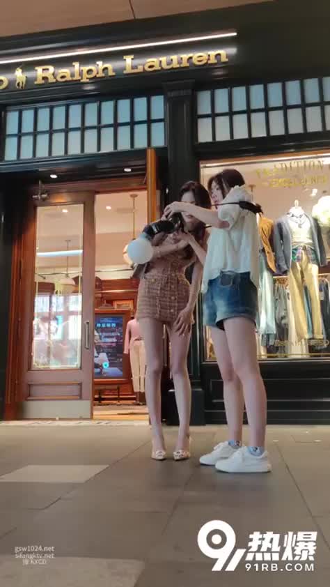 99b82dee-f9da-4a38-8ce2-8d53faad7b72.mp4