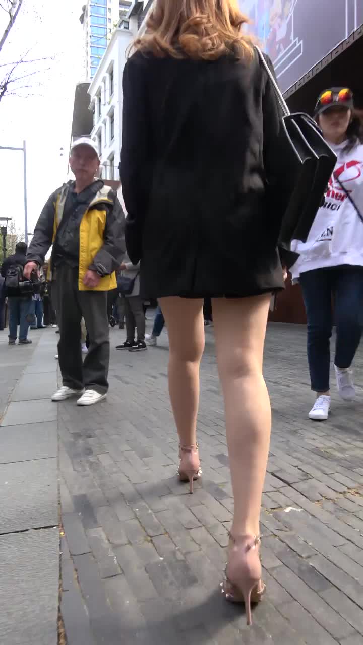 eaef8790-d15f-487a-9f09-c39e765ef2f0.mp4