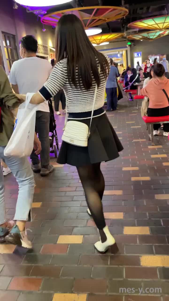 41aee93d-7d5f-4655-ab98-0a83d799aed1.mp4