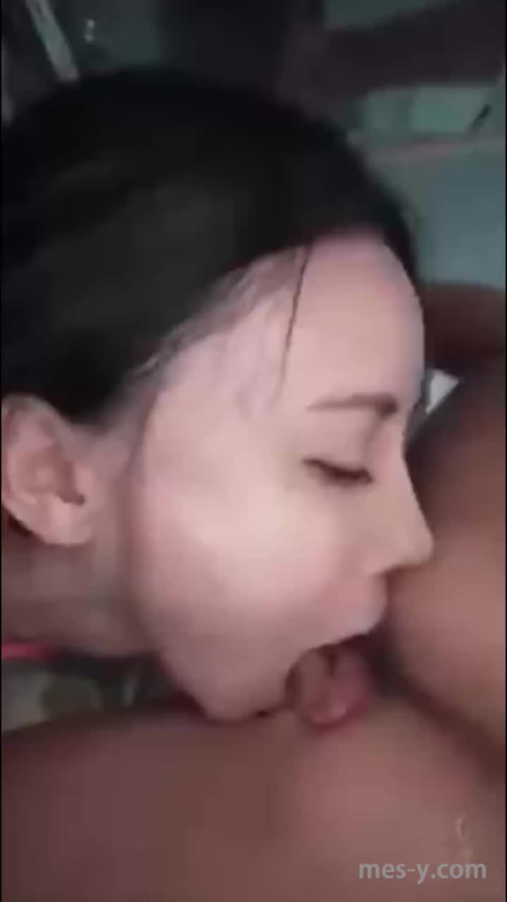 87ab5db8-7eef-4c14-b1d3-db94b43bc69c.mp4