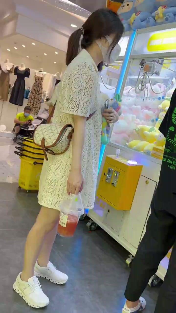 81f189cf-1e51-4a0b-b8fa-79996b2afa5d.mp4