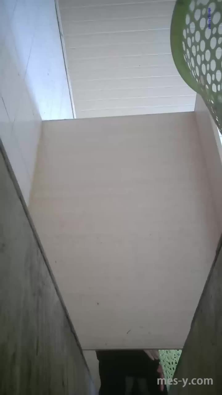 b02dbfd1-f82a-4654-b15f-b4ca90092e3d.mp4