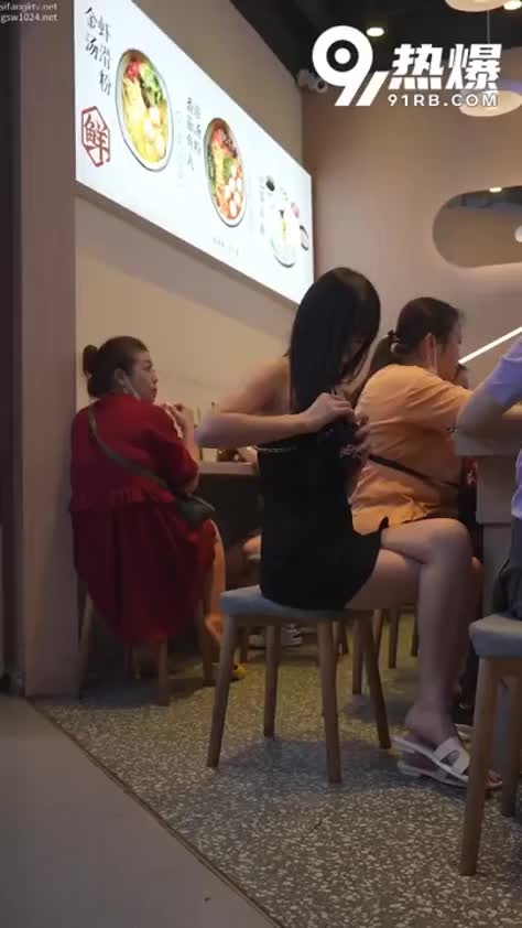 a1e2cf34-44d3-4829-ad02-6bfb7beba76a.mp4