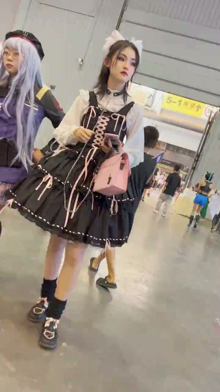 de780217-0030-4e6c-bdcc-86f4c97e4d49.mp4