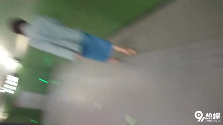 6fe4f679-b527-47a1-89c5-327ed7993235.mp4