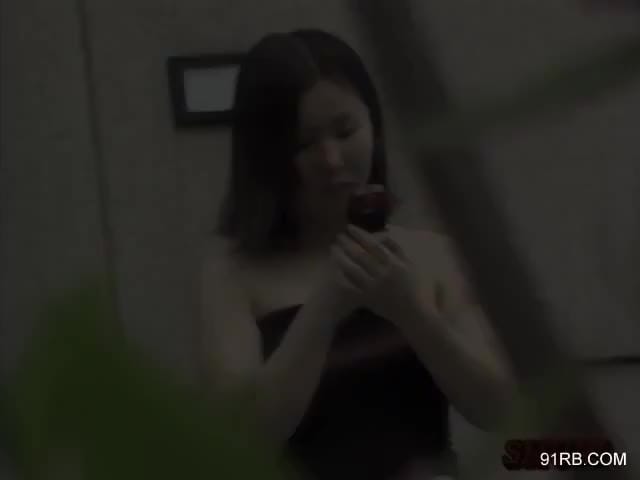 f7b8c7ee-8759-40da-b31a-26498db214e5.mp4