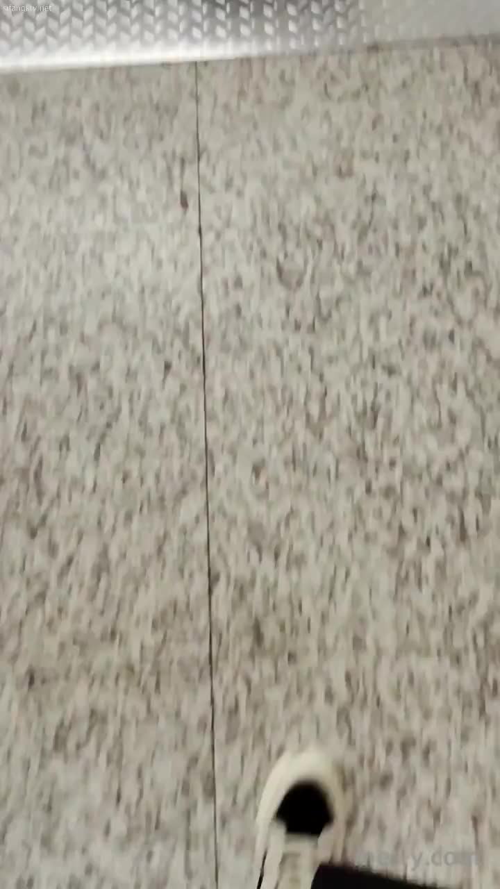 f488bbaf-fc05-4fba-9351-b73ec144f063.mp4