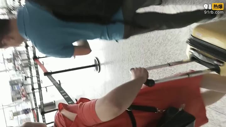 04cf8a4a-9a34-4534-aace-b5338b35eb95.mp4