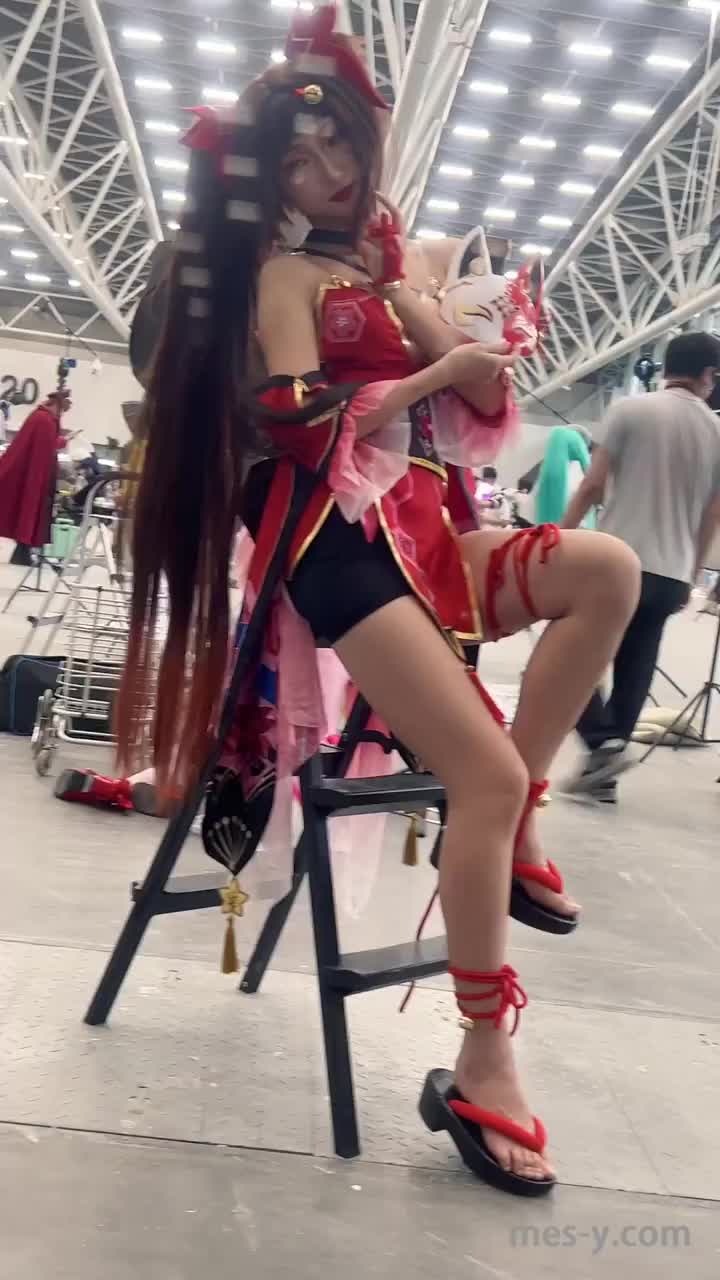 ee8a340b-2797-4e43-884a-8199486a7a40.mp4