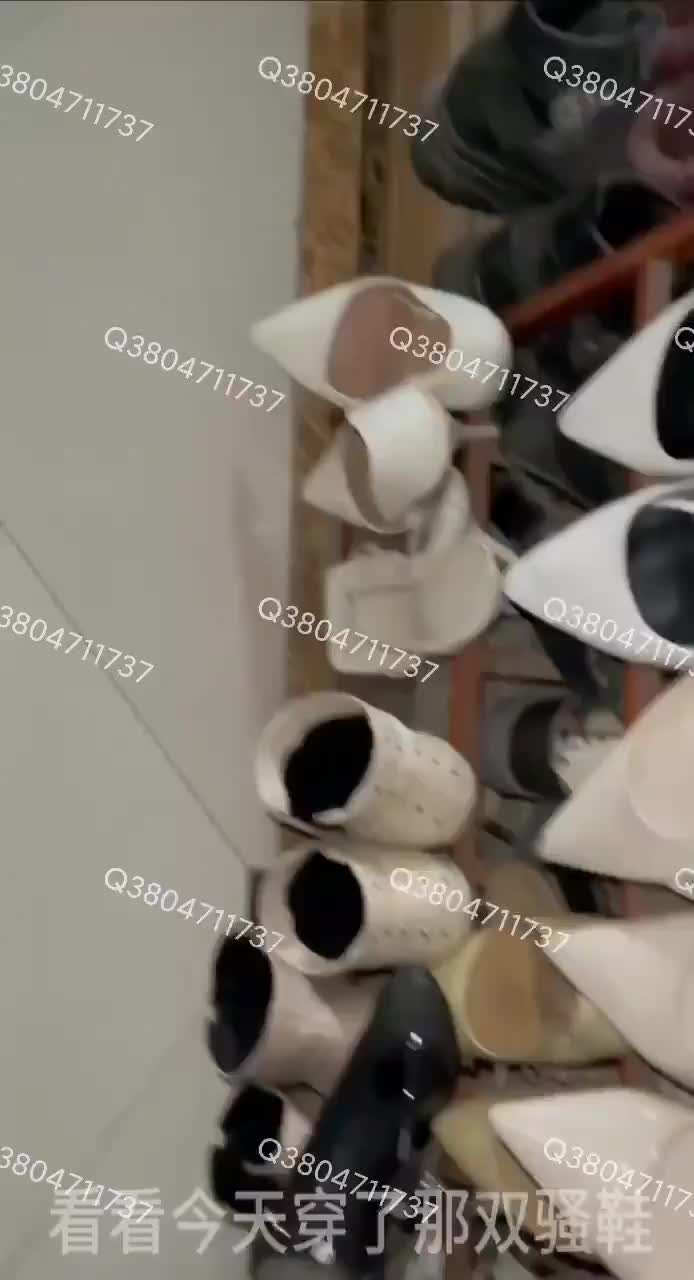 e103b6eb-3842-44f3-9f70-877632d777c1.mp4