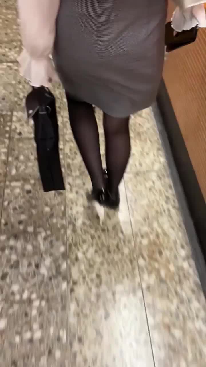 361cb77f-8732-4353-af6e-af4f615c2a2e.mp4