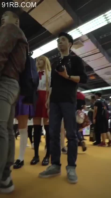 e34cc634-8a52-479a-84dd-f2aa1adf6241.mp4