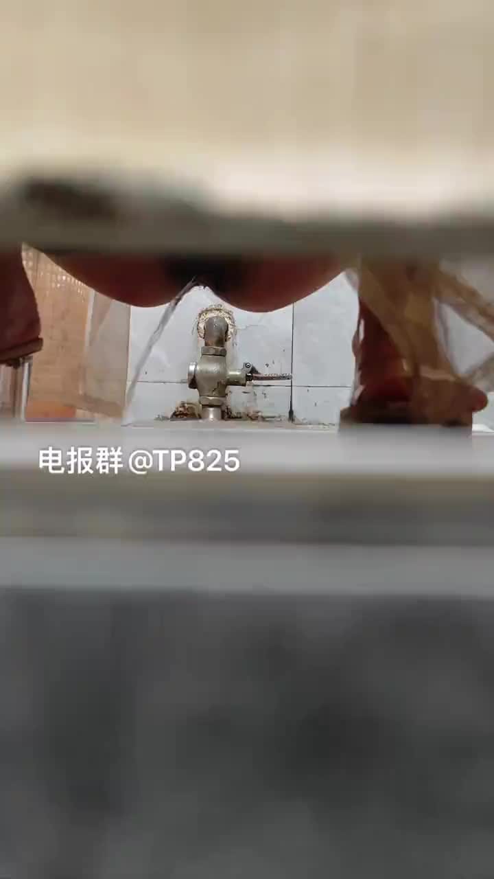 739bfe11-a115-4eb9-89a0-ad75581281fe.mp4