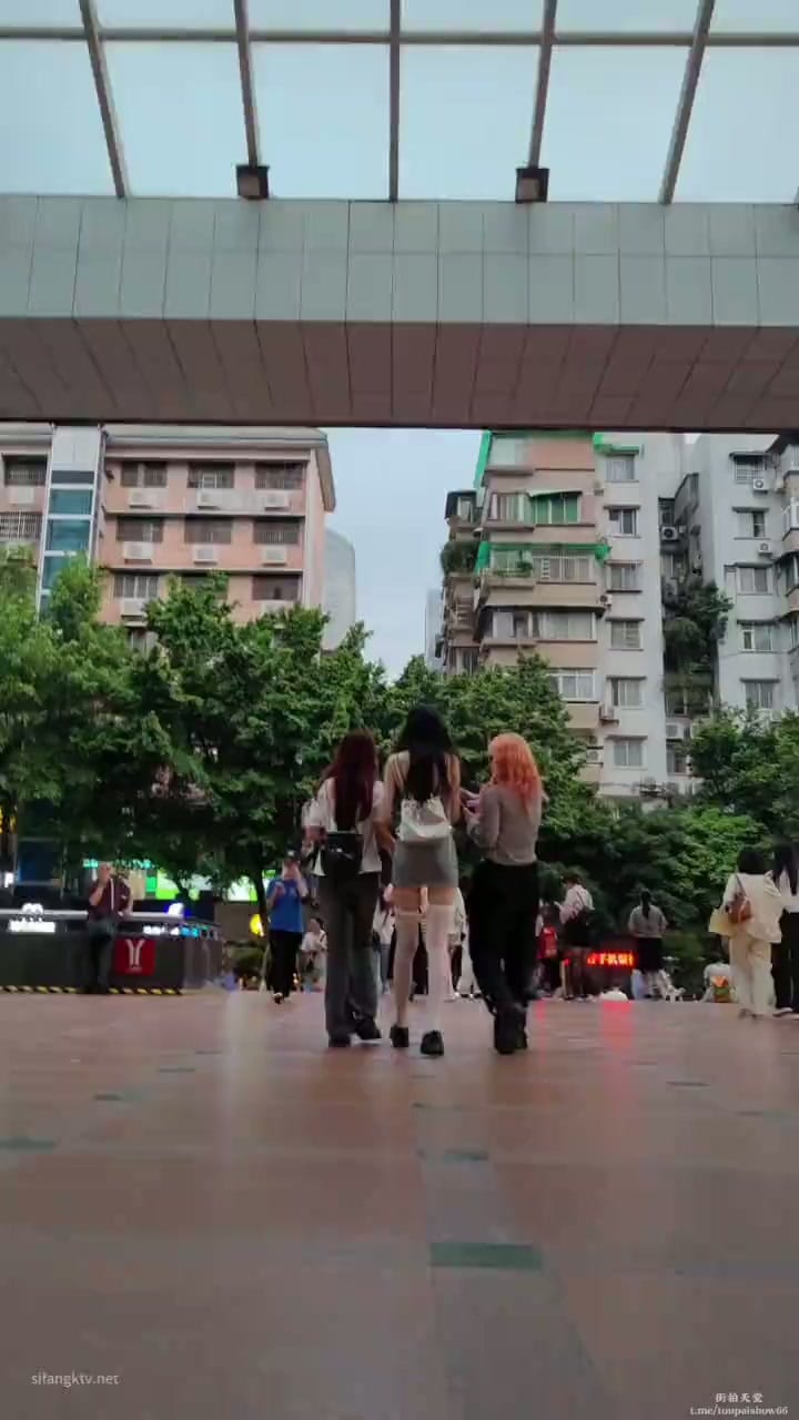 75d2702a-f5fe-47cb-b0c7-872f5a59a3fd.mp4