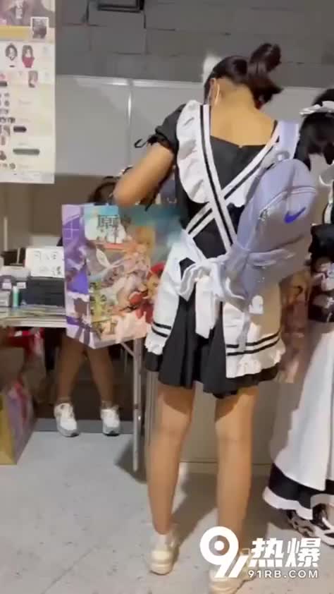 049b919f-094b-43e3-b316-dd26c9017e91.mp4