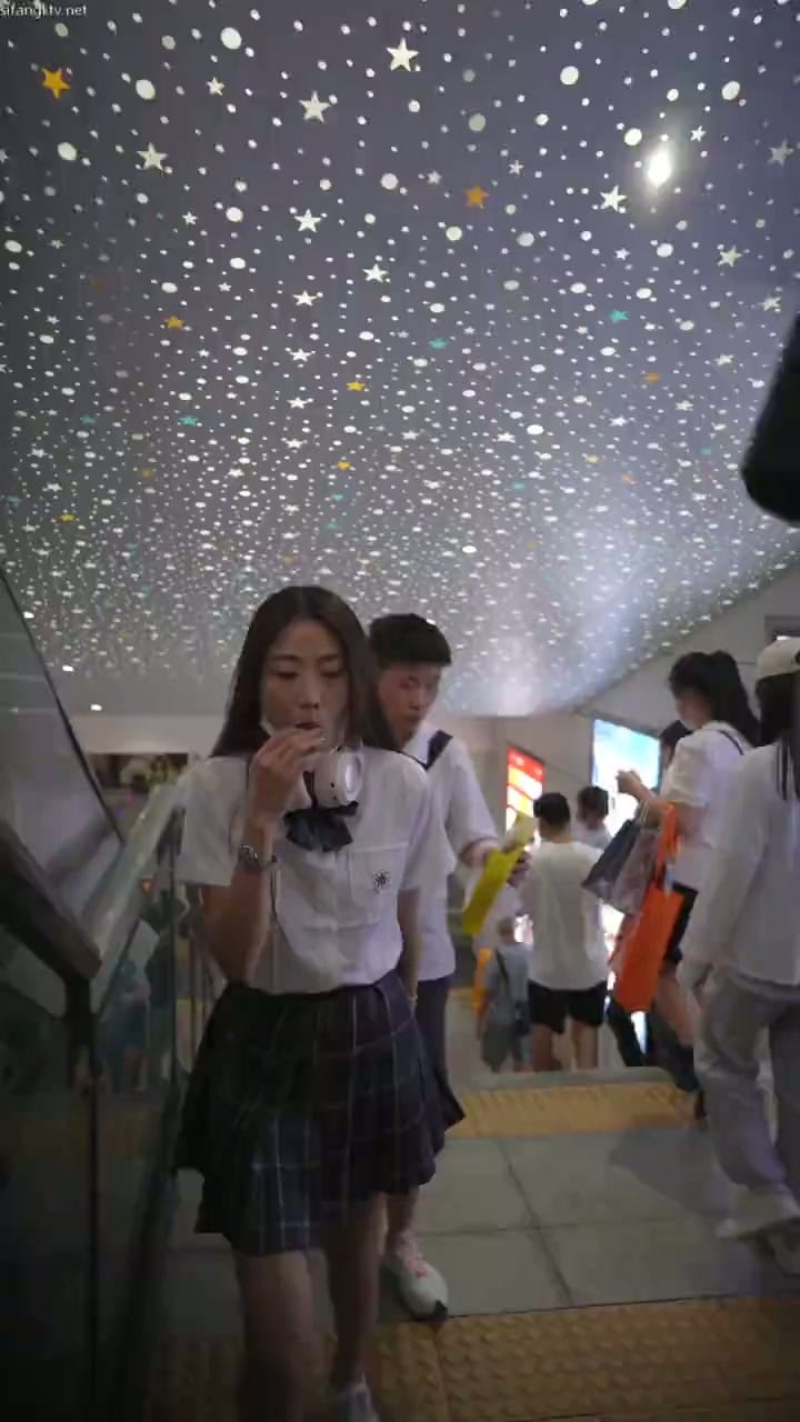 912bf4c4-edc0-4eb5-b5a6-e8814d5ed027.mp4