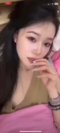 8b6b940e-1150-408c-a18e-d3d1b049143f.mp4