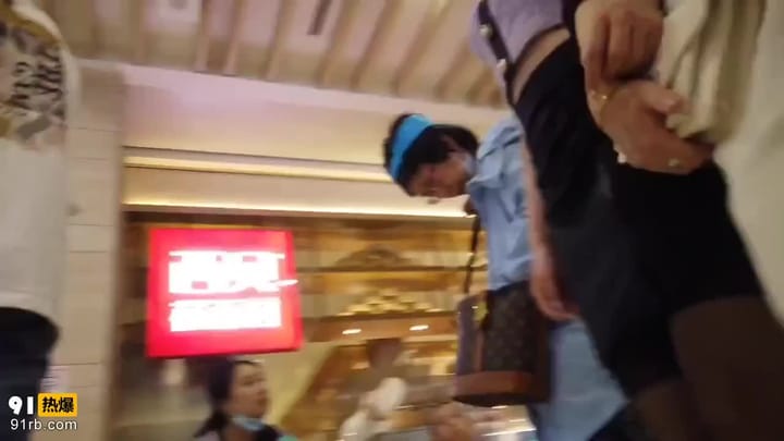 a16bb5c3-026b-49ca-9f07-7d795b84b0e5.mp4