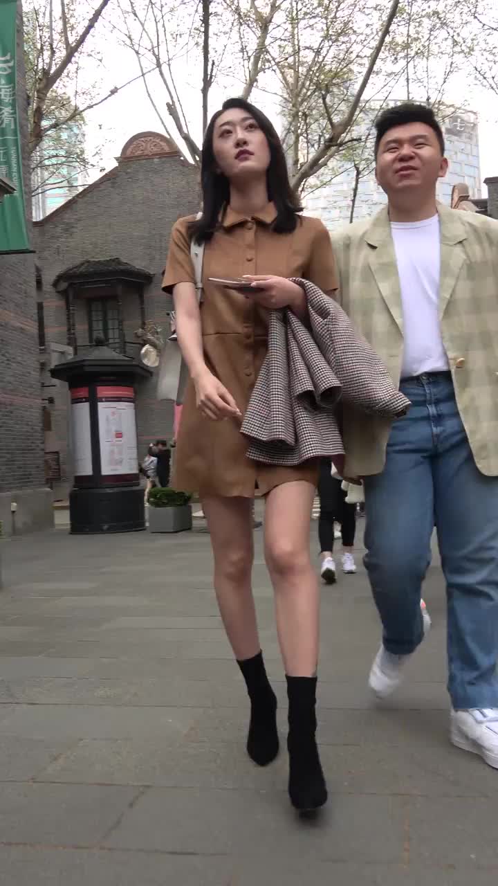 c9ef13ca-d1af-4368-9e5f-a29cc084573c.mp4