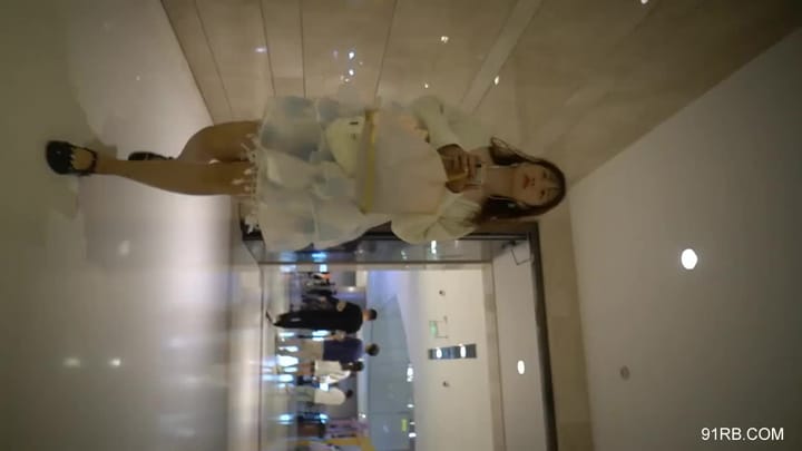 756de2d8-30d2-4b97-87c4-ca72732fed8a.mp4