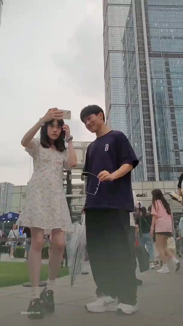 c55edeb5-4586-49db-b305-cb01f4a9e77b.mp4