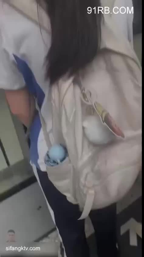 959a16eb-b0b6-42f6-aacc-d25eb51333f9.mp4