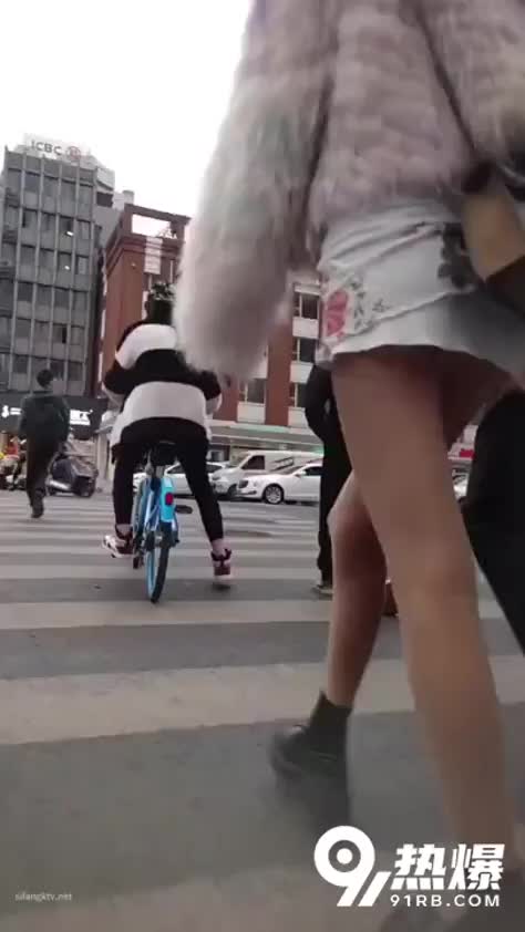 92fc647c-c992-401e-b2a0-23d32017824a.mp4