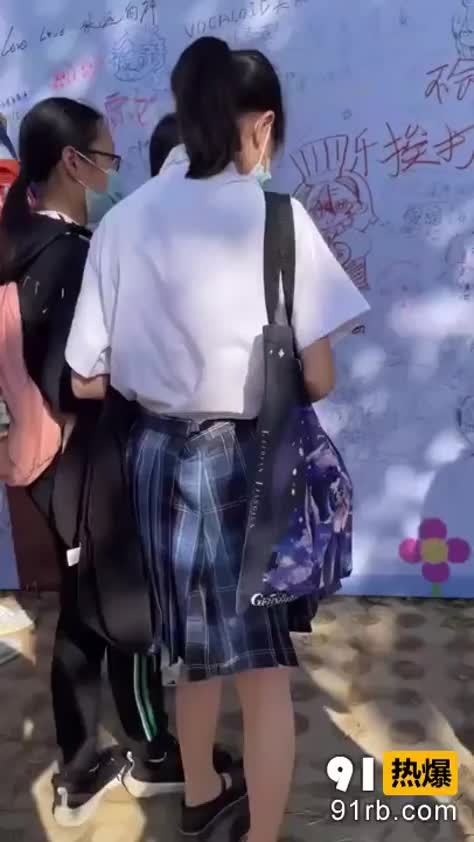 cb86af56-ed76-4d84-a476-6229739f591b.mp4