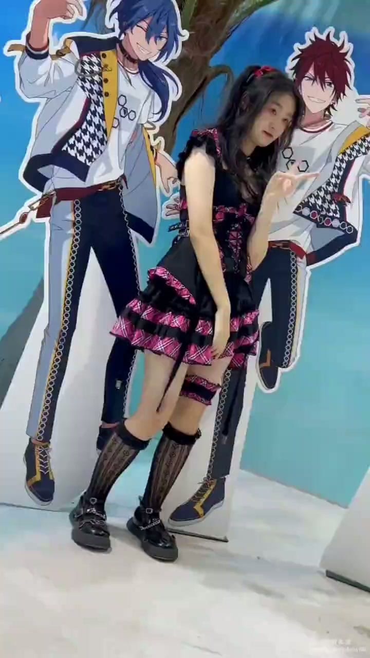 c89c50b6-3e40-4f9b-9edf-655e70de01b6.mp4