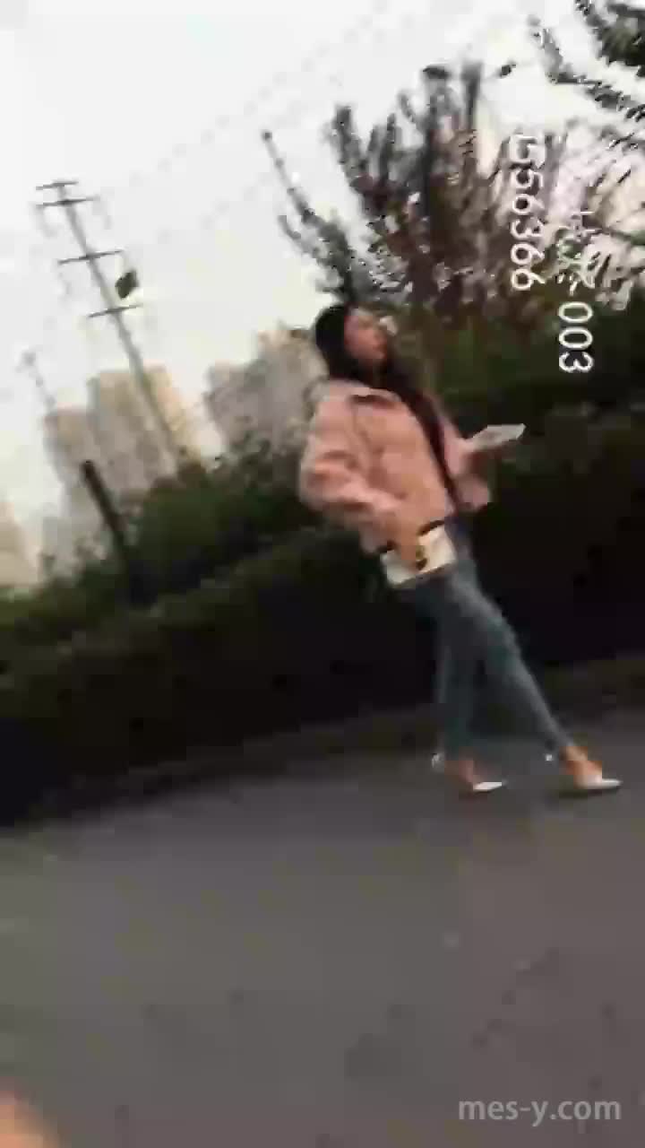 33716844-568a-43e2-a957-c524ddfe3d0e.mp4